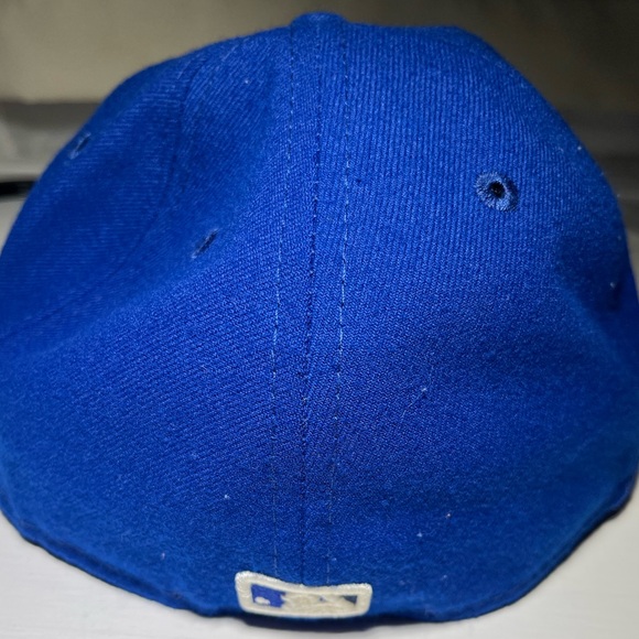 New Era MLB Toronto Blue Jays 7-1/8 59Fifty Fitted Hat - Picture 3 of 3